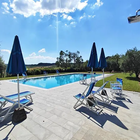 Appealing In With Garden Gambassi Terme