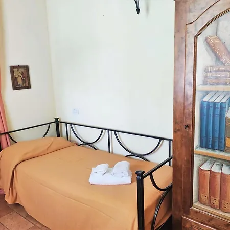 Appealing In With Garden * Gambassi Terme