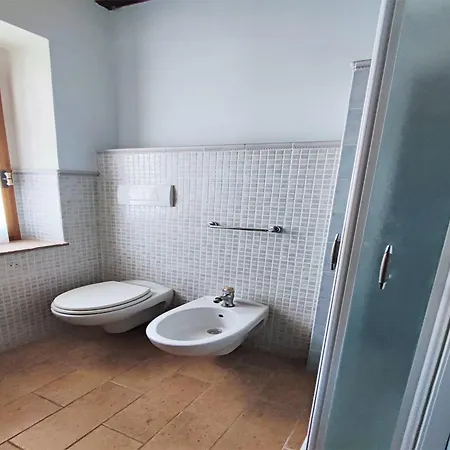 Holiday home Appealing In With Garden