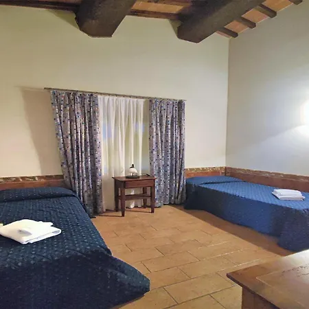 Appealing In With Garden Gambassi Terme