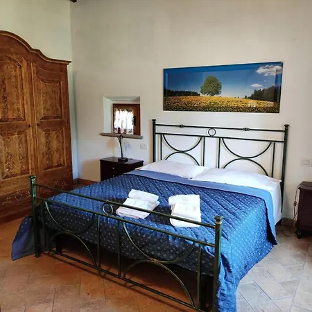 Appealing In With Garden Holiday home