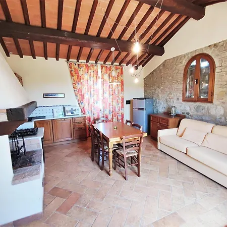 Holiday home Appealing In With Garden *