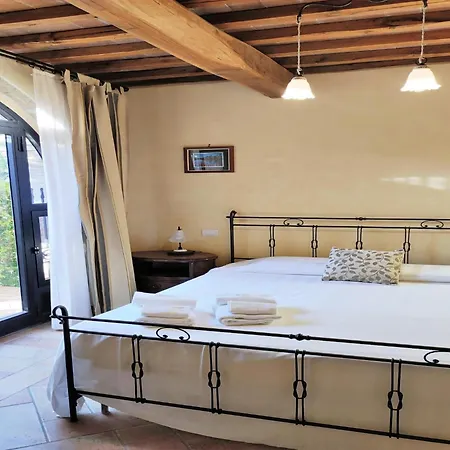 Appealing In With Garden Holiday home Gambassi Terme