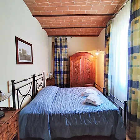 Holiday home Appealing In With Garden *